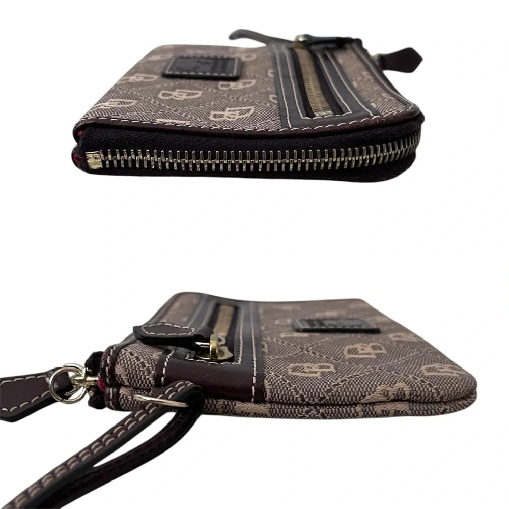 Dooney & Bourke Signature Zip Around Wristlet